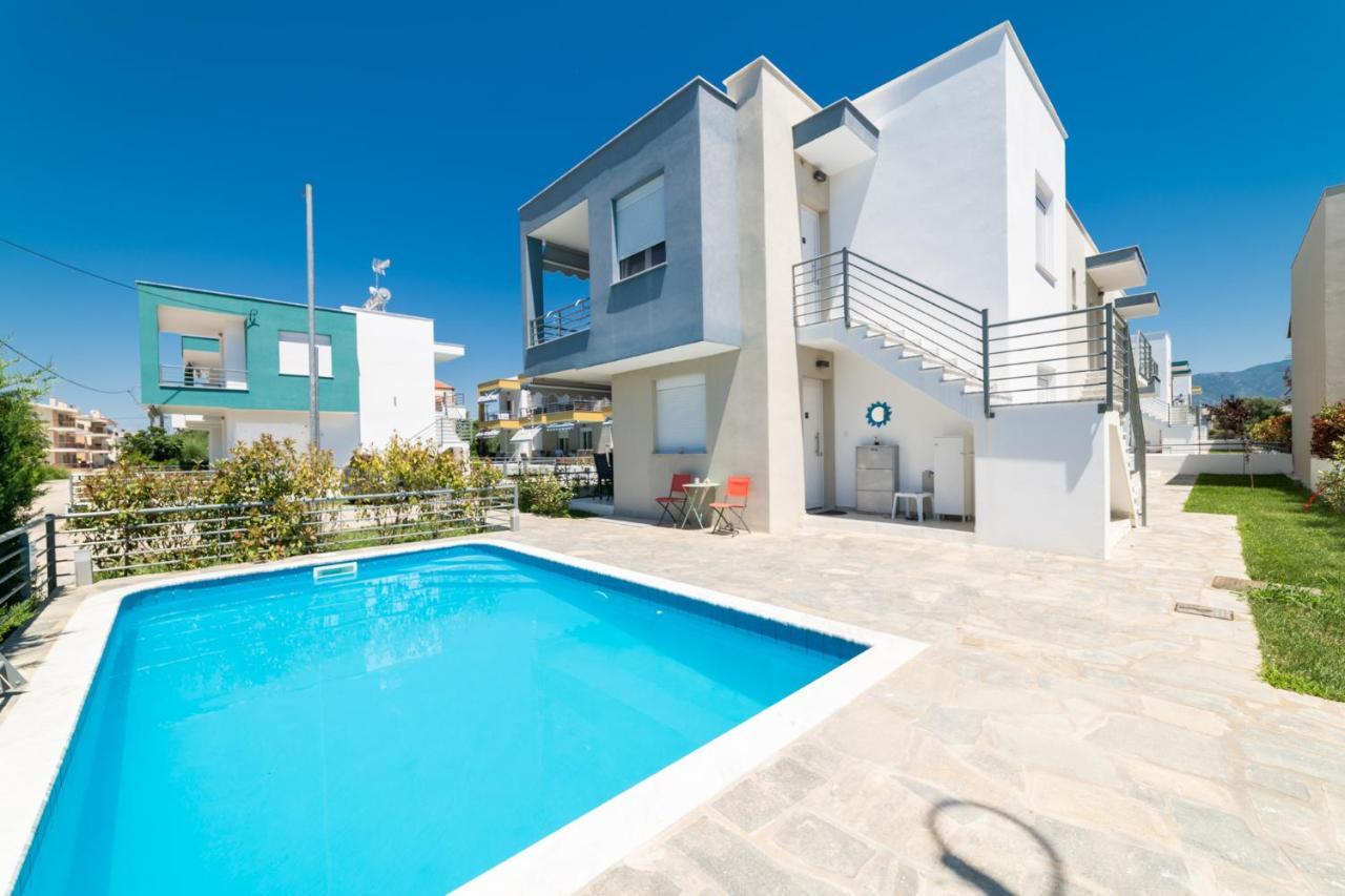 Danai Residential Complex Ofrinion Exterior photo
